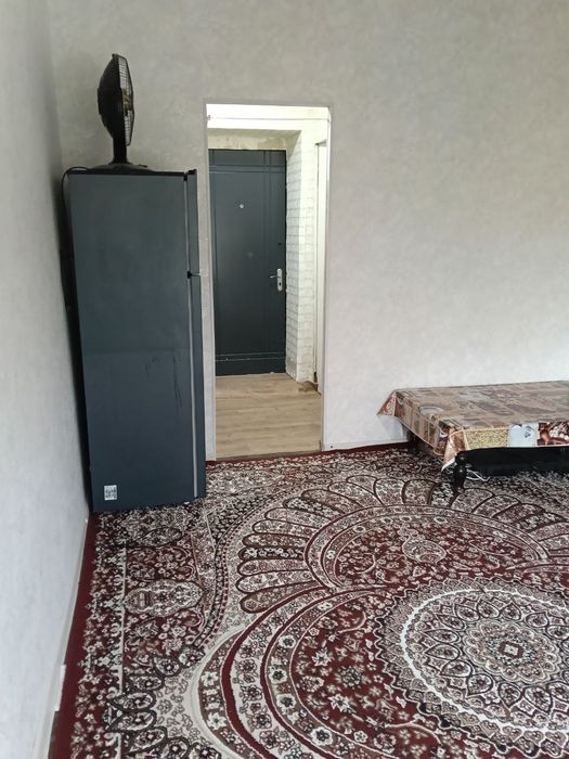 Ижарага уй берилади члонзор  20 кв 1 хона 250& лубойга