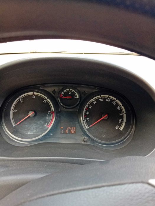 Vand Opel Corsa D 2014 DIESEL,STARE BUNA