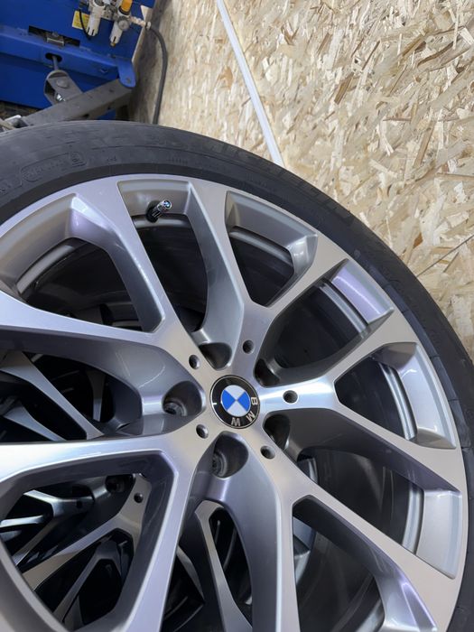 Продам колеса оригинал бмв x5 r 20