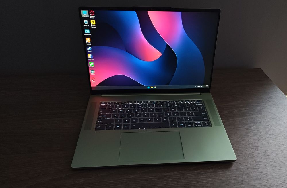 LENOVO IdeaPad Slim 5, Ryzen 7 7735HS, 16GB LPDDR5x, SSD 1TB, GARANȚIE
