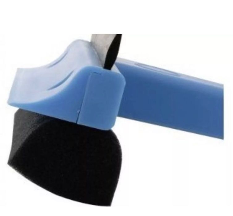 3 в 1 Стъргалка за Лед Чистачка и Гъба за Автомобили