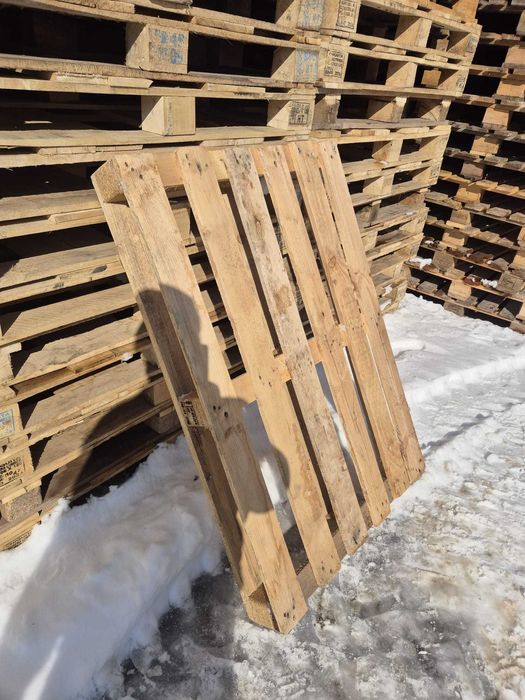 Vand paleti reconditionati