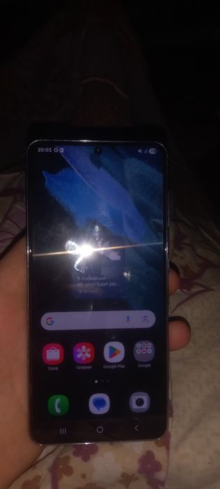 Продаю Samsung s21