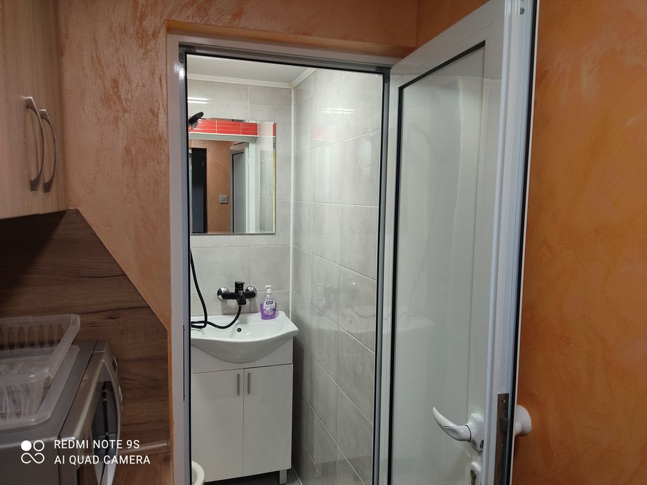 Студио за нощувки в гр. Бургас в жк. Възраждане