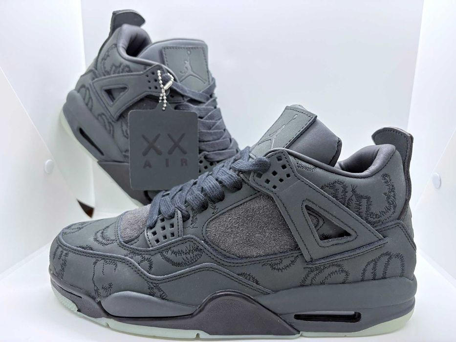 Nike Air Jordan 4 Kaws Black Livrare Verificare