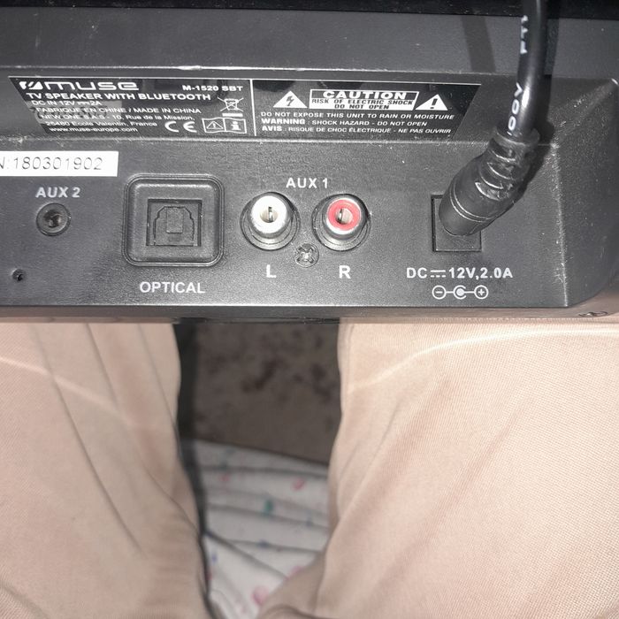 Oferta Vind 2 sunbare  un akai cu lumini și fara