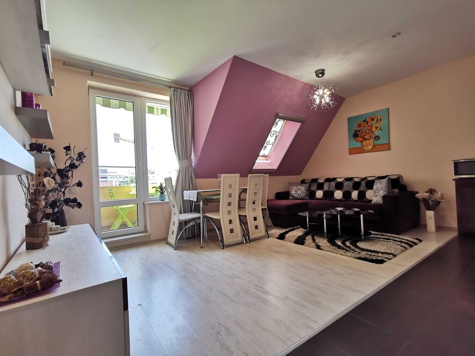 Продава се Тристаен апартамент в Пловдив, Кършияка - 70 кв.м за 10 €/кв.м - Снимка #1