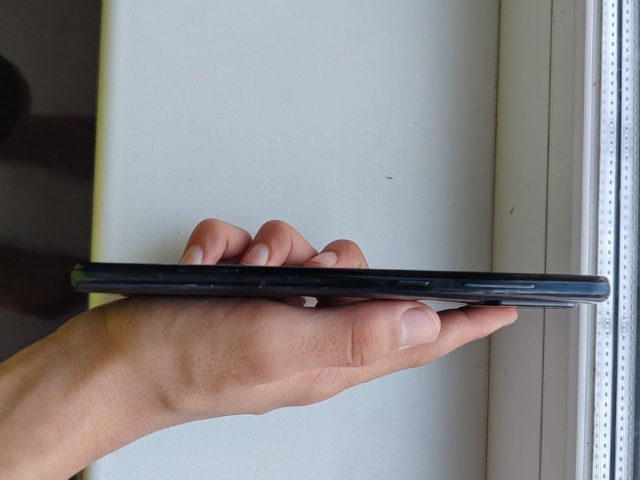 Samsung a71 продам