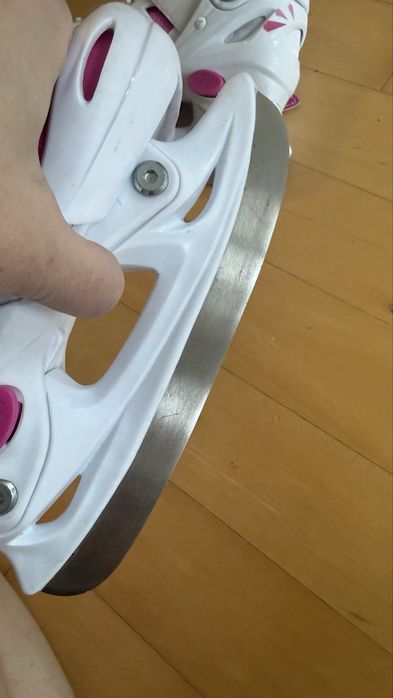 Продам коньки детские