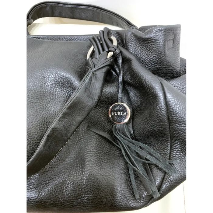 Оригинална дамска чанта FURLA естествена кожа