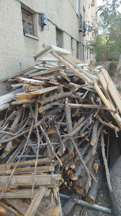 Дрова доски бруски