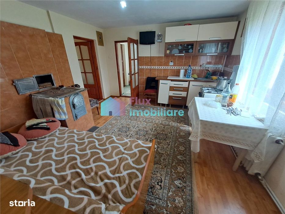 Casa cu teren in Malini