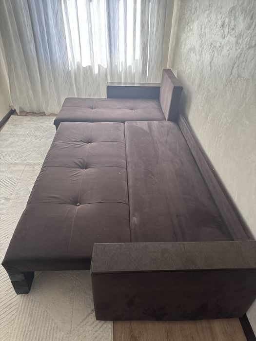 Продам диван раздвижной