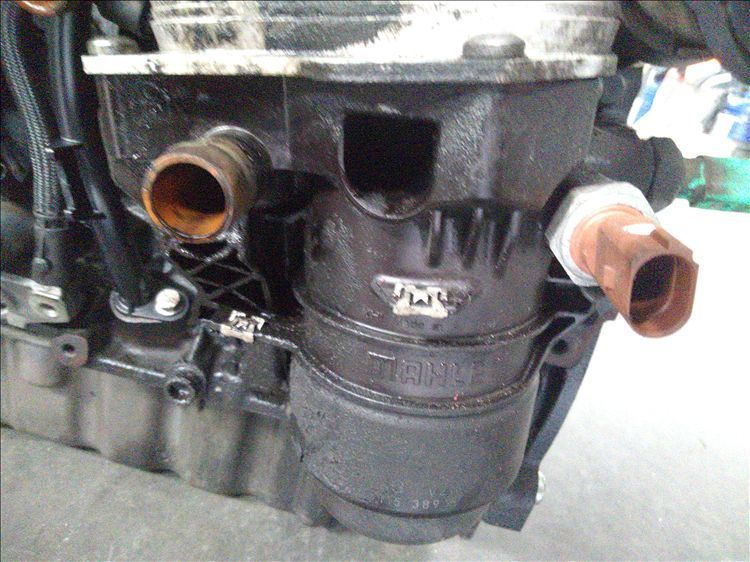 capac filtru ulei 1.6 tdi volkswagen golf 7 an fabr. 2017