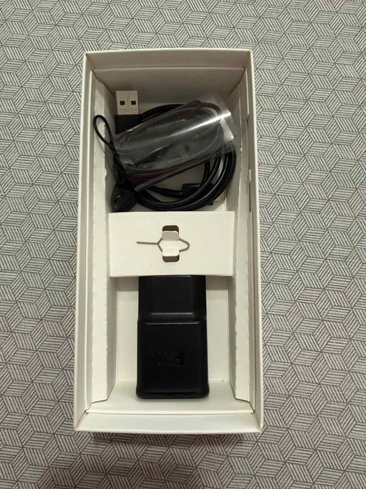 Samsung GalaxyA04e ; galaxy A31