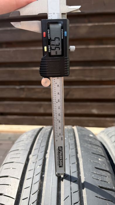 Anvelope vara SUV : Dunlop GrandTrek PT 30 225/60/R18