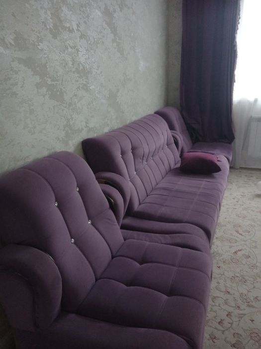 Диван бу в хорошем состояний продаю срочно