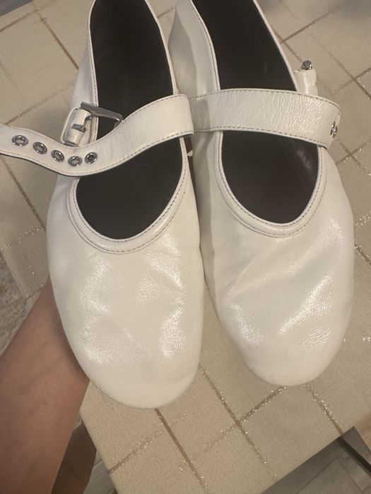 меки кожени балетки