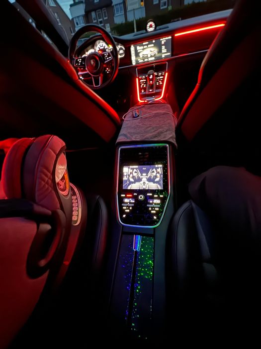 Vând sau schimb Porsche turbo 550 cp