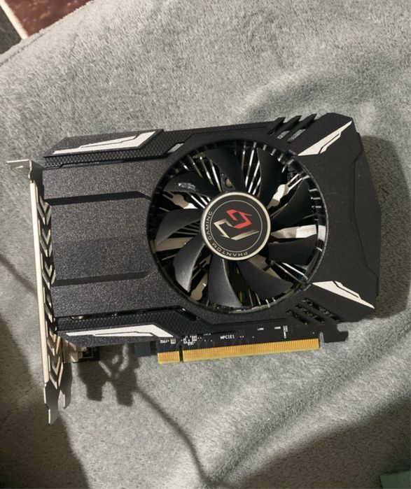 Placa video rx 550 4gb