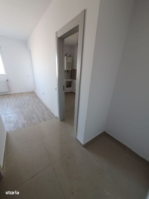 Vanzare garsoniera decomandata - MILITARI RESIDENCE