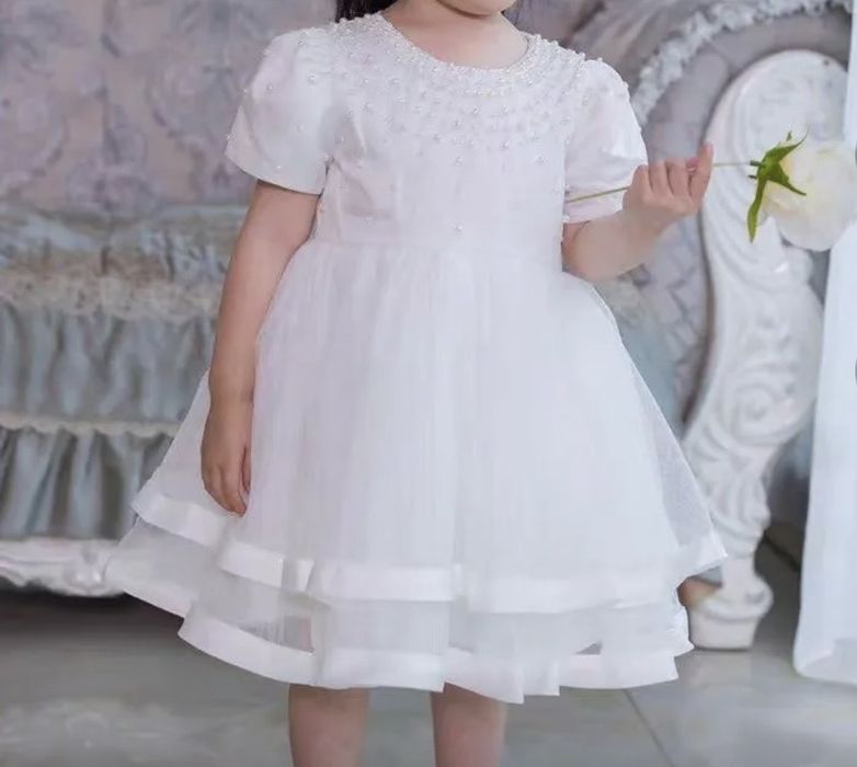 Платье белое для девочки