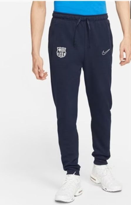 Nike долнище - XS