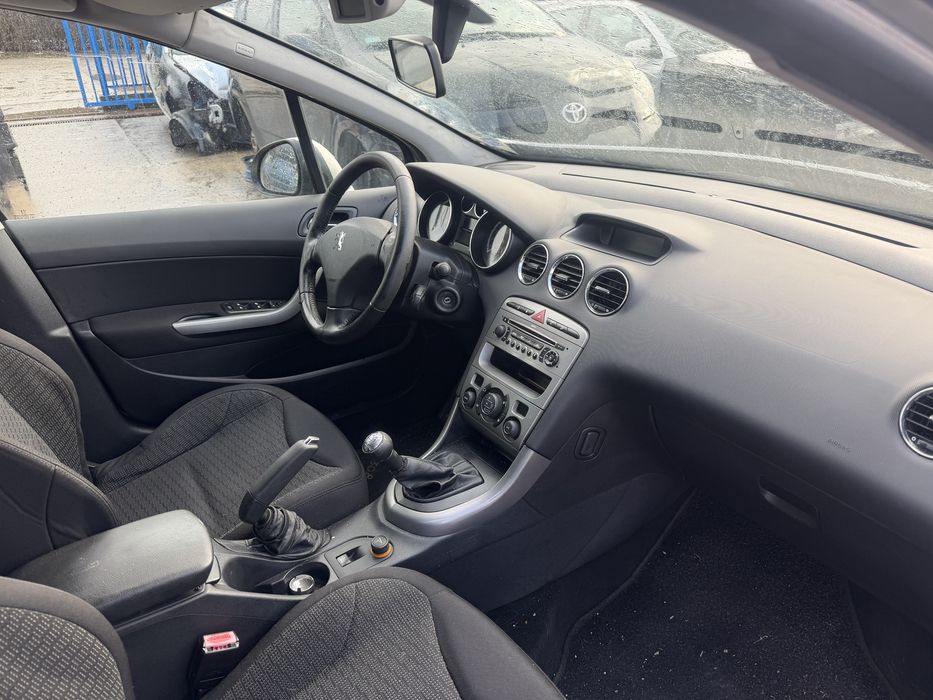 Peugeot 308 sw 1.6i НА ЧАСТИ