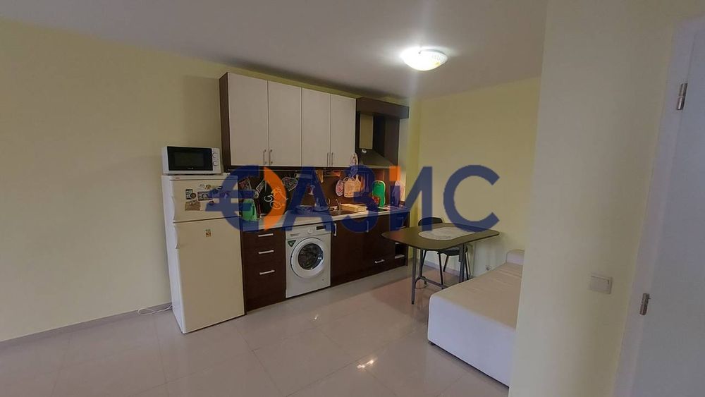 Продава се Двустаен апартамент в Поморие - 64 кв.м за 1157 €/кв.м - Снимка #6