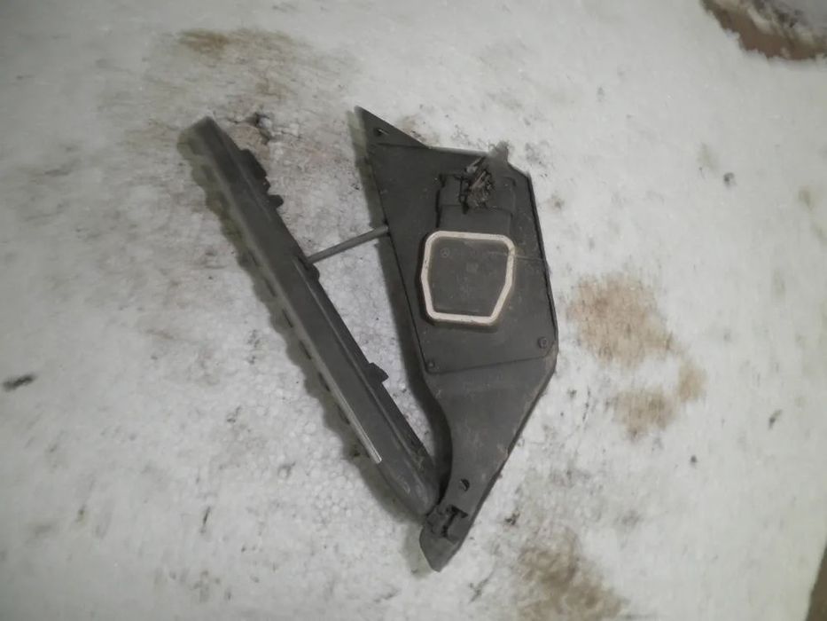 pedala acceleratie mercedes c class w204  a2043000204