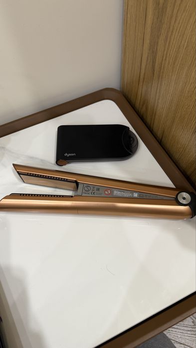 Утюжок Dyson corrale