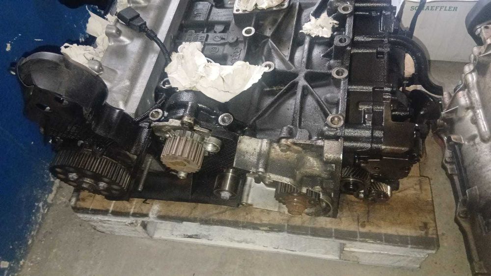 Motor VW Transporter T5.1 Vaslui • OLX.ro
