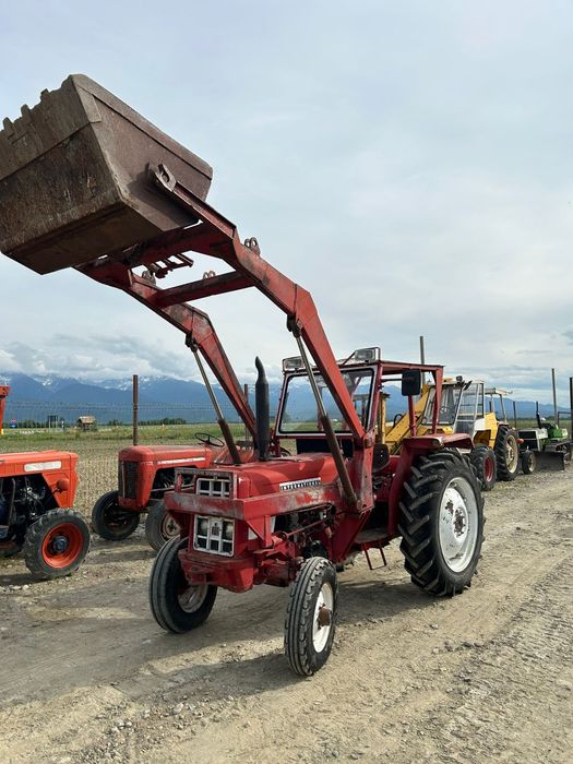 Tractor International cu in Incarcator