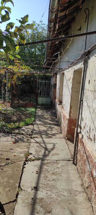 Продава се Къща в София, Люлин - център - 100 кв.м за 281 €/кв.м - Снимка #16