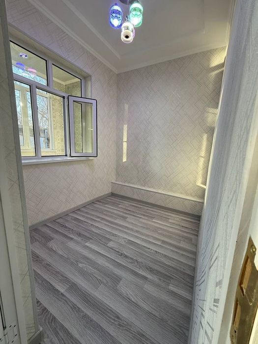 Uy sotiladi 2xona 1 etaj