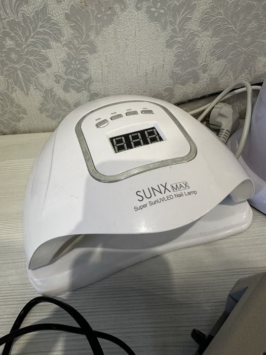 Продам лампу для маникюра