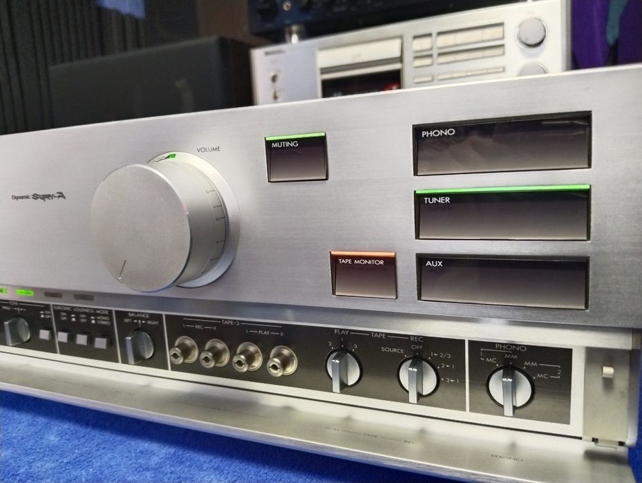 VICTOR/JVC A-X77 стерео усилитель