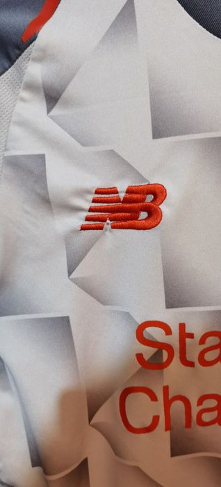 Ливърпул тениска (размер S)