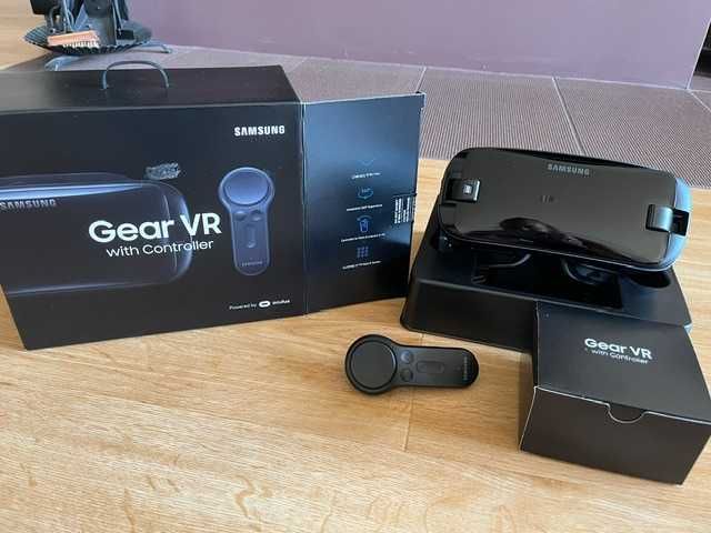 Очила за виртуална реалност Samsung Gear VR с контролер (Oculus)