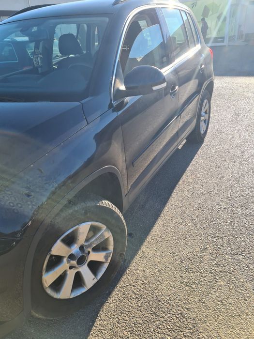 Vând Volkswagen Tiguan 2008 2.0 TDI 140 cp 4x4
