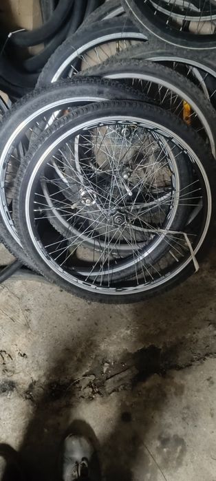 Vind roti 26"disk spate fata  casetate  .sau 28" fata