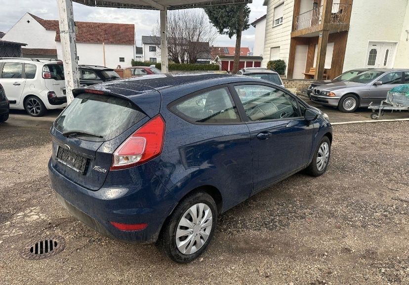 Fiesta Mk7 Мотор Скорости Полуоска Врата Броня Стъкло Табло Решетка