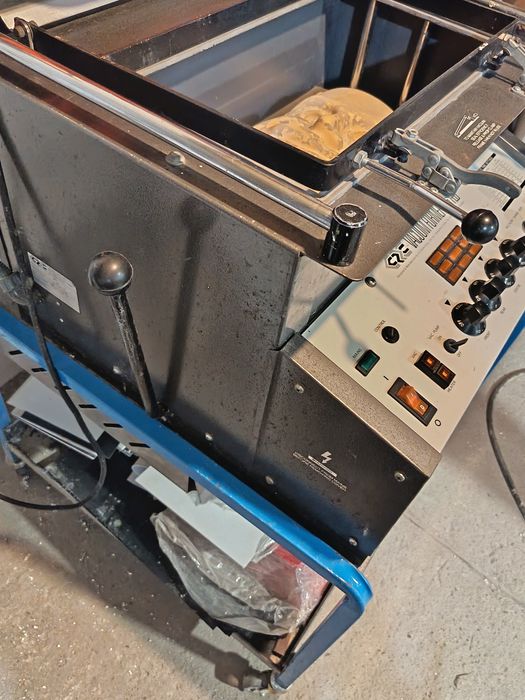 Vand urgent aparat termoformare profesional