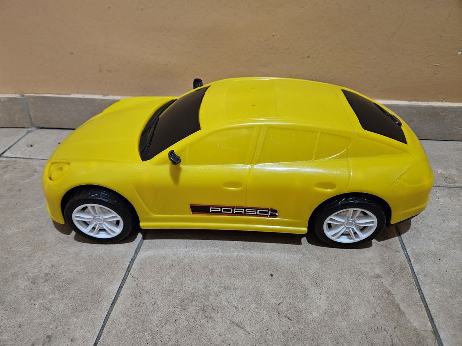 Большая машинка 500 тенге