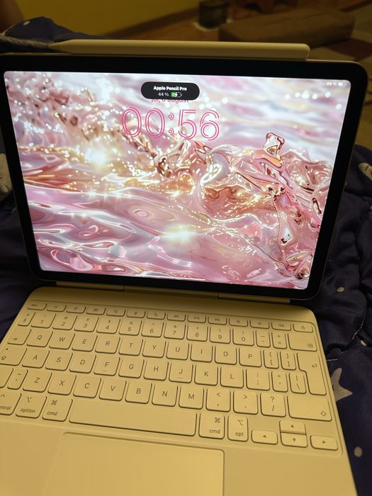 Vând iPad Air 11” M3 Wi-Fi – 128 GB, Mov