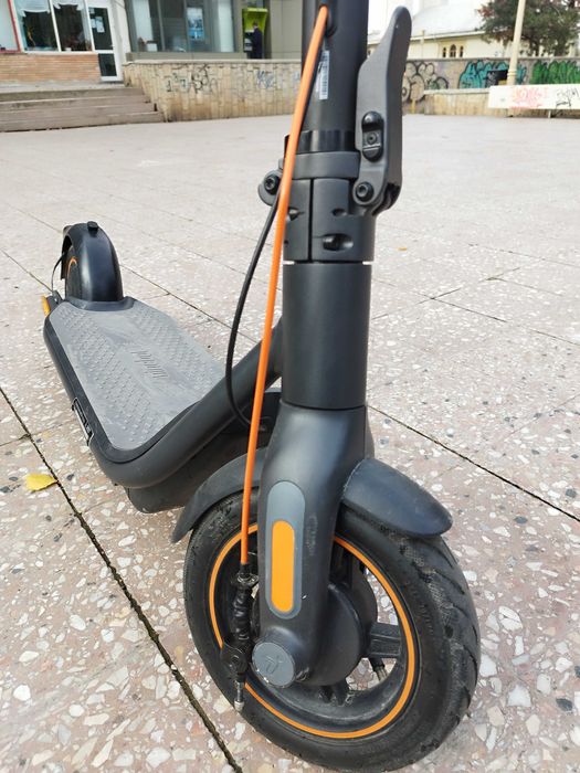 Trotineta electrica Ninebot F65D