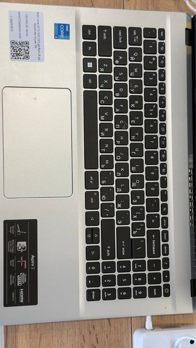 Acer  core i3-12