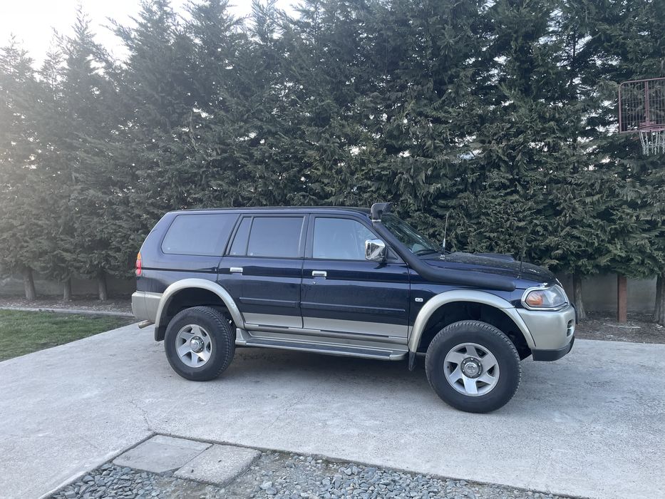 Vand/schimb Mitsubishi Pajero Sport