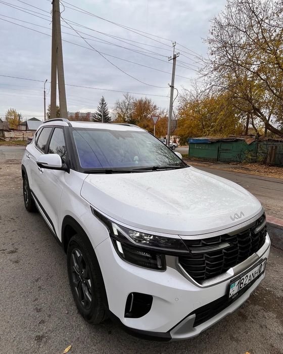 Ветровики 15000. Тонировка 10000.