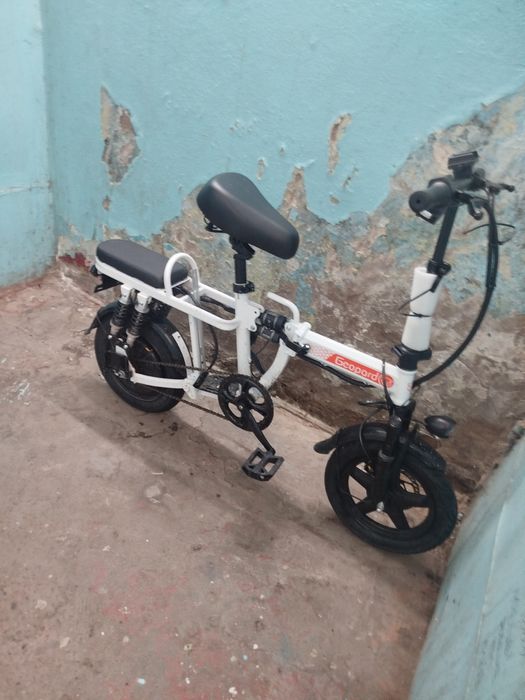 Продам абсолютно новый электровелосипед